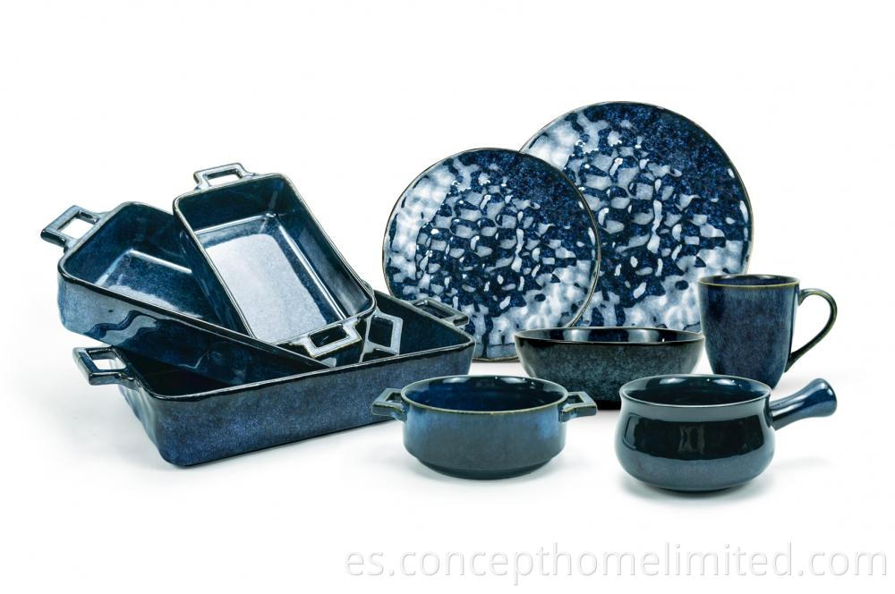 Reactive Glazed Stoneware Dinner Set In Deep Blue Ch22067 G10 1